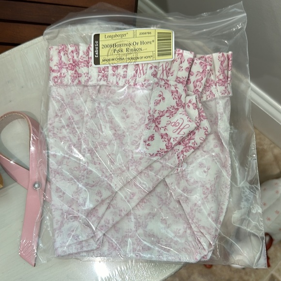 Longaberger Horizons of Hope breast cancer awareness basket set on original wrap - Picture 5 of 13